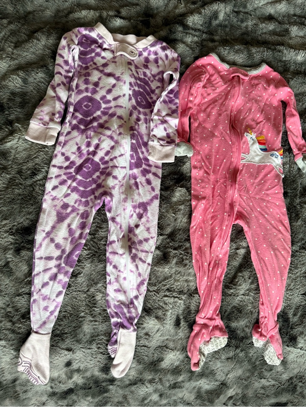 Burt’s Bees Carter’s Baby Girl 12M Footed Pajamas 2pc Lot